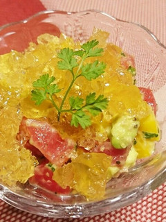 鮪とアボカドのサラダ コンソメジュレ添え-レシピのメイン写真