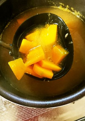 煮るだけであま～い♪かぼちゃ味噌汁♡-レシピのメイン写真