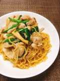 市販のスープと生麺で✤焼きラーメン
