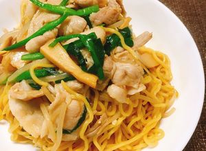 市販のスープと生麺で✤焼きラーメン-レシピのメイン写真