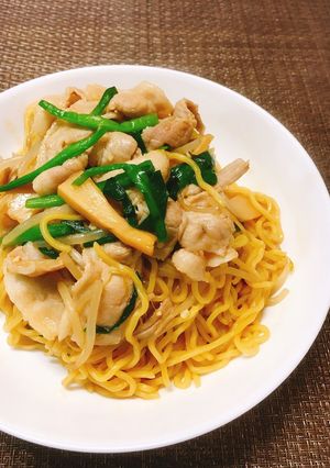 市販のスープと生麺で✤焼きラーメン-レシピのメイン写真