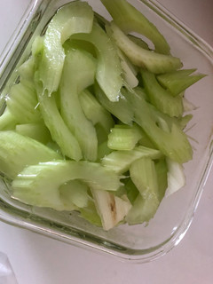 常備菜にも★セロリの甘酢漬け-レシピのメイン写真