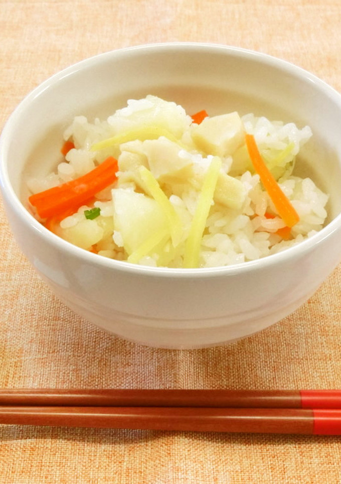 新じゃがと帆立の炊き込みご飯-レシピのメイン写真