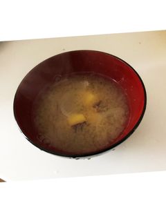 甘い★さつまいもと玉ねぎの味噌汁-レシピのメイン写真