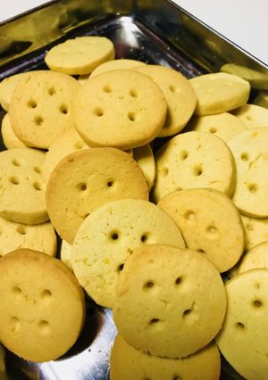 簡単❤︎ホロリさつまいもボタンクッキー-レシピのメイン写真