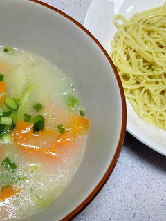 つけ麺ならトンコツ味棒ラーメンもあっさり-レシピのメイン写真