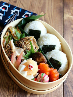 お弁当に☺️鶏味噌漬け胡麻胡麻焼き-レシピのメイン写真