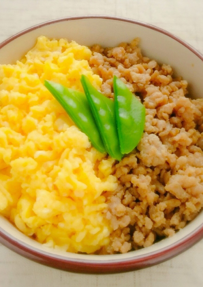 簡単おいしい！鶏そぼろと卵の二色丼★-レシピのメイン写真