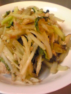 じゃがとセロリっ葉のシャキシャキツナ炒め-レシピのメイン写真