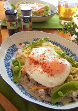 温野菜サラダと目玉焼きのっけご飯-レシピのメイン写真
