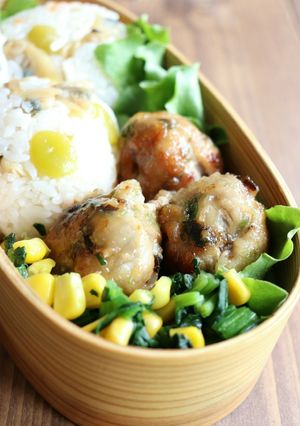 お弁当に☺️大葉と塩昆布の豚こまボール-レシピのメイン写真