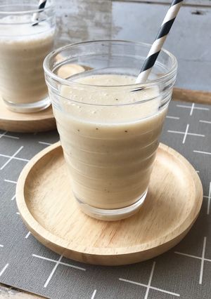 朝ごはんにも！バナナあま酒スムージー-レシピのメイン写真
