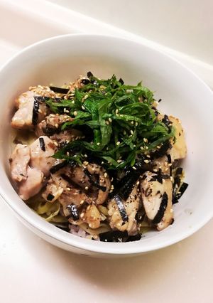 梅と大葉のさっぱり鶏丼-レシピのメイン写真
