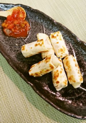 スモークチーズ餃子皮焼き-レシピのメイン写真
