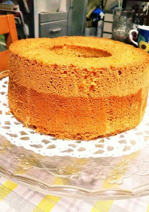 フレッシュイチゴのツートンシフォンケーキ-レシピのメイン写真