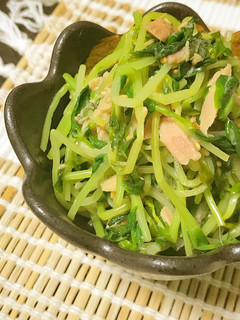 簡単!レンジで豆苗のツナ梅しそ和え-レシピのメイン写真