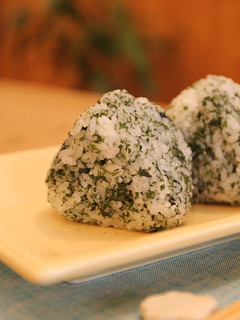 茶めしのおにぎり-レシピのメイン写真