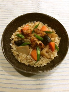 お野菜ホックホク!簡単炊き込みごはん-レシピのメイン写真