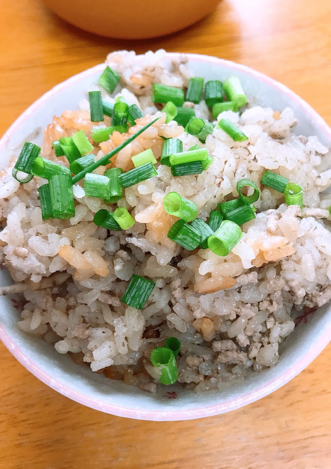 牛そぼろとごぼうの炊き込みご飯-レシピのメイン写真