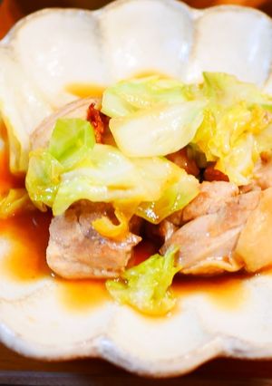 キャベツと鶏モモのめんつゆバター炒め-レシピのメイン写真