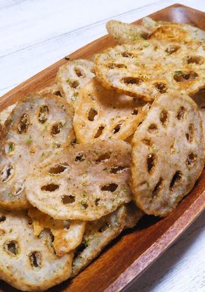 昆布茶をまぶすだけ☆れんこん揚げ-レシピのメイン写真