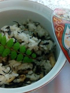 炊飯器で♪筍とひじきの混ぜご飯♡-レシピのメイン写真