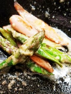 アスパラ&さかなウインナーのマヨ炒め-レシピのメイン写真