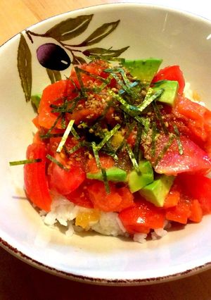 アボカドとスモークサーモンの彩り丼-レシピのメイン写真