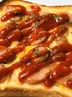 輪切ソーセージのケチャップチーズトースト-レシピのメイン写真