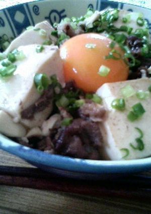 ランチに☆がっつり肉豆腐丼！-レシピのメイン写真