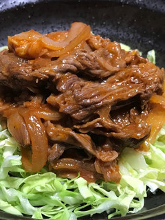 超簡単美味♡牛肉と玉ねぎのケチャップ炒め-レシピのメイン写真