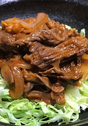 超簡単美味♡牛肉と玉ねぎのケチャップ炒め-レシピのメイン写真