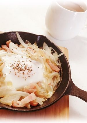 大満足★ベーコンオニオンエッグ-レシピのメイン写真