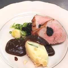 รูปของ 豚ヒレ肉のプラムソース添え