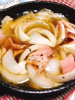 新玉ねぎのアヒージョ・アンチョビ風味-レシピのメイン写真
