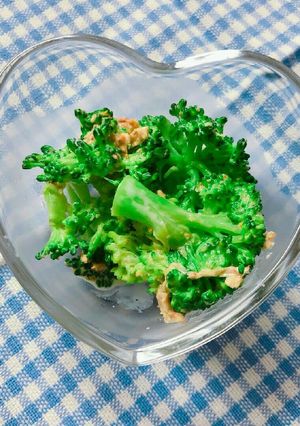 ブロッコリーの胡麻鰹マヨ和え-レシピのメイン写真
