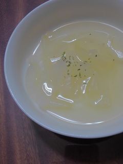 簡単節約!玉ねぎのコンソメスープ-レシピのメイン写真