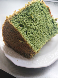 生のよもぎでつくるシフォンケーキ-レシピのメイン写真