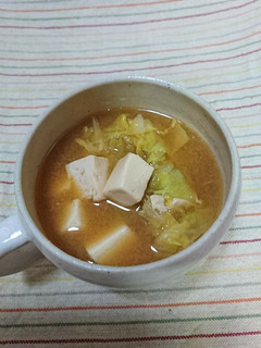 春キャベツと豆腐のお味噌汁(^-^)v-レシピのメイン写真