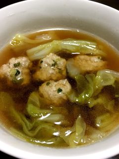 春キャベツと鶏つくねのスープ-レシピのメイン写真