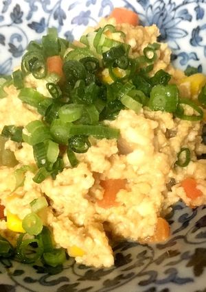 フライパンで簡単煎り豆腐(o^^o)♪-レシピのメイン写真