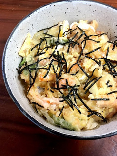 【惣菜アレンジ】簡単卵とじのかき揚げ丼-レシピのメイン写真