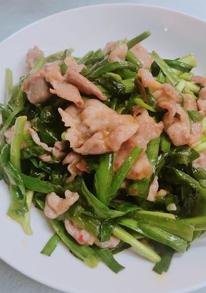 合わせ調味料で簡単！豚肉とニラの中華炒め-レシピのメイン写真