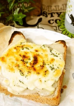 シチューリメイク♪簡単クロックムッシュ風-レシピのメイン写真
