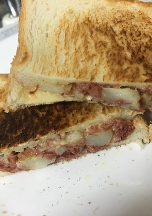 ポテトとコーンミュートのホットサンド-レシピのメイン写真