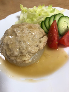 想像以上にウマい♡新玉ねぎの肉詰め-レシピのメイン写真