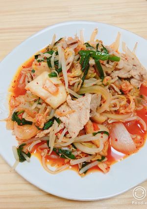 野菜たっぷり！豚キムチ炒め！-レシピのメイン写真