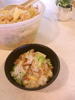 春キャベツと桜えびの炊き込みご飯-レシピのメイン写真
