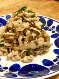 きのこと鶏そぼろ炒め-レシピのメイン写真