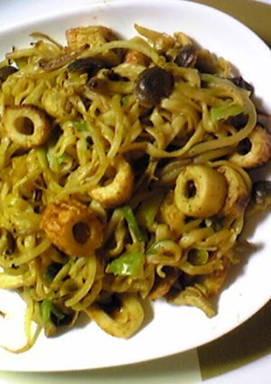 インスタントうどんで焼きうどん♪-レシピのメイン写真